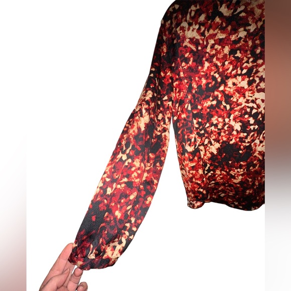 Prologue pull over blouse w/ tie in back of neck, eyelet hook clasp, beautiful - Picture 6 of 13